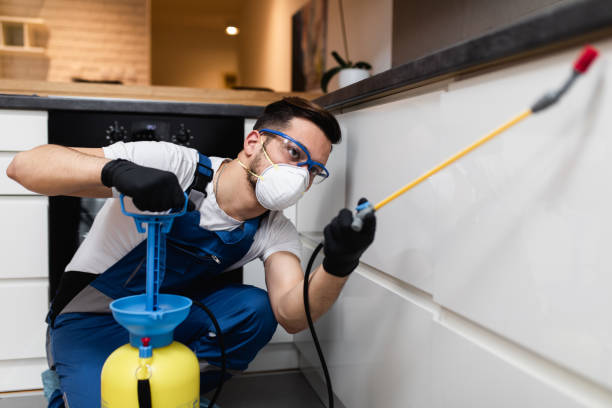 Best Commercial Pest Control Services  in Claremont, CA
